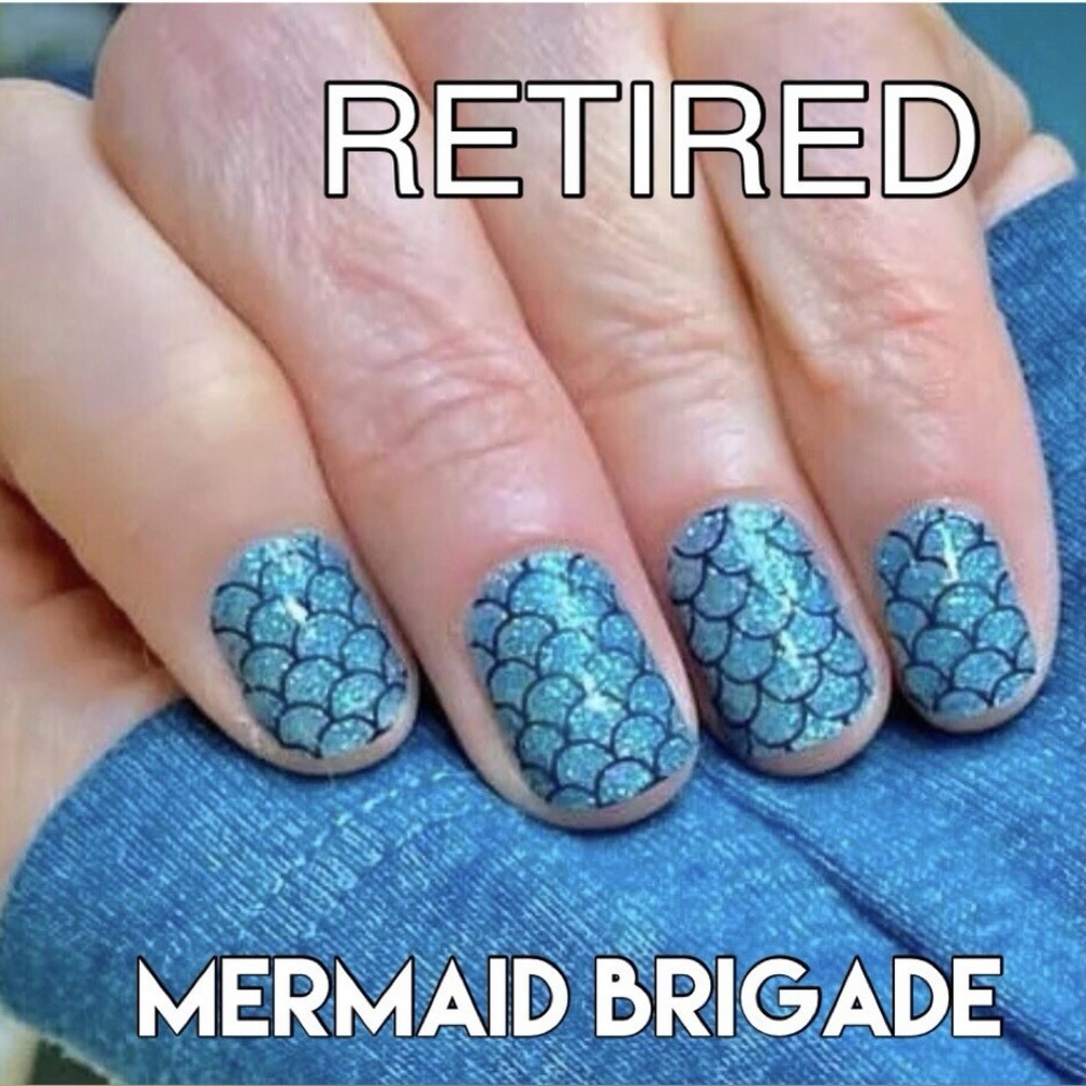 color street mermaid brigade retired htf